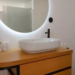 Flh Bay View Escape With Pool شقة