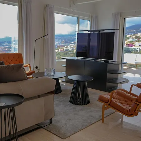 Flh Bay View Escape With Pool Φουνκάλ