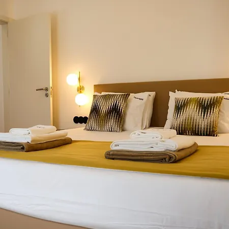 Διαμέρισμα Flh Bay View Escape With Pool