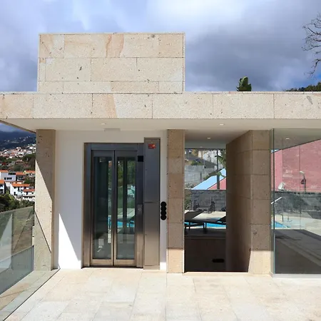 Flh Bay View Escape With Pool Appartement *