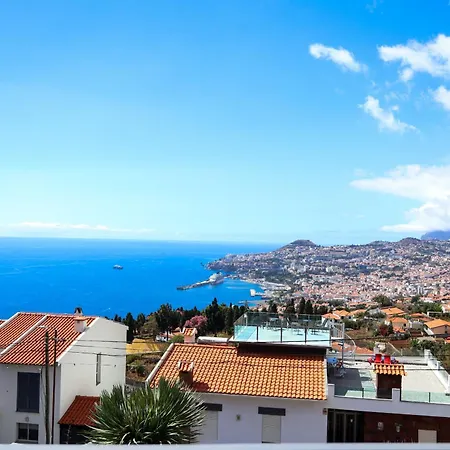 Flh Bay View Escape With Pool Διαμέρισμα