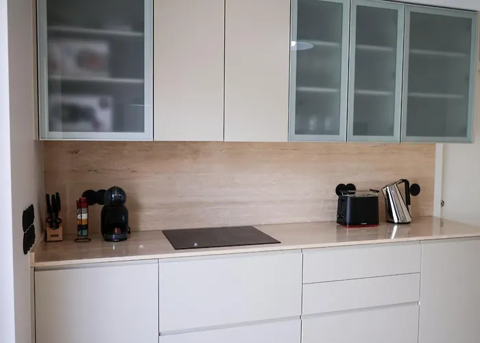 Flh Bay View Escape With Pool *