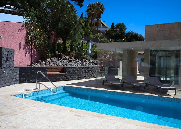 Flh Bay View Escape With Pool *