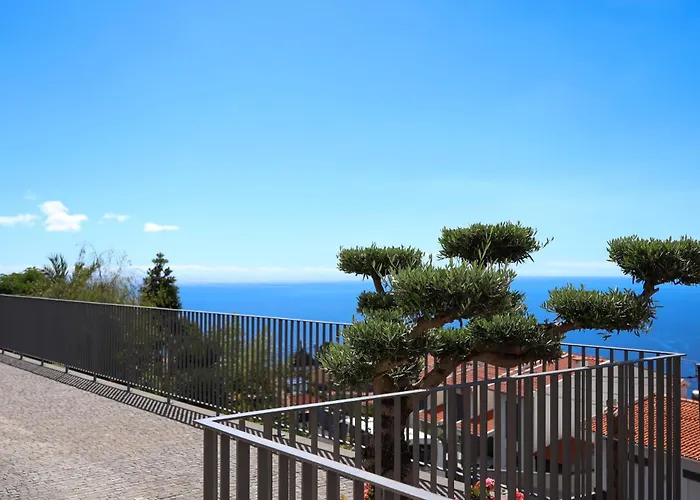 Flh Bay View Escape With Pool