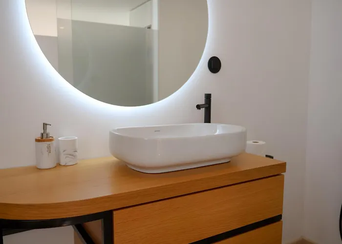 Flh Bay View Escape With Pool Apartament