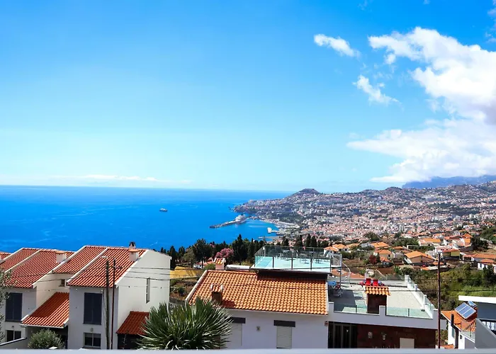 Flh Bay View Escape With Pool Apartament