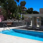 Flh Bay View Escape With Pool *